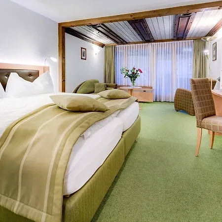 Hotel Alpen 4*