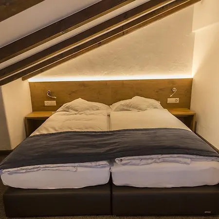 Hotel Alpen 4*